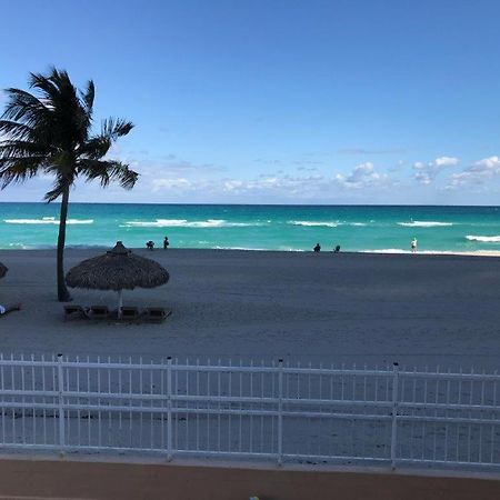Sahara Beach Club Sunny Isles Beach Exterior foto