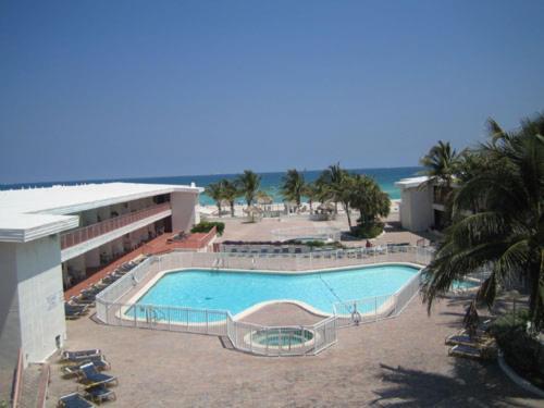 Sahara Beach Club Sunny Isles Beach Exterior foto